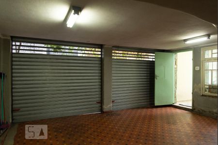 Casa à venda com 365m², 4 quartos e 4 vagasGaragem