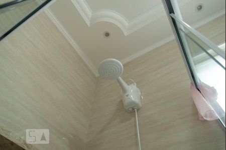 Casa à venda com 365m², 4 quartos e 4 vagasChuveiro