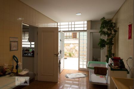 Casa à venda com 365m², 4 quartos e 4 vagasLavanderia