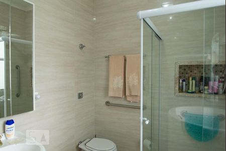 Casa à venda com 365m², 4 quartos e 4 vagasBanheiro