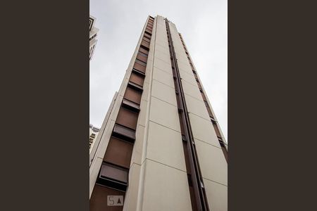 Apartamento à venda com 60m², 2 quartos e 1 vagaFachada