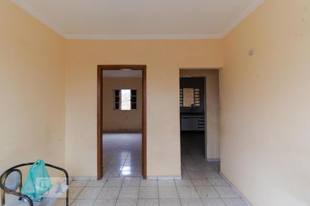 Casa à venda com 130m², 4 quartos e 3 vagas Casa à venda com 130m², 4 quartos e 3 vagasSala 02 (Fundos)