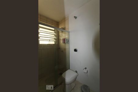 Apartamento à venda com 80m², 3 quartos e 1 vaga Apartamento à venda com 80m², 3 quartos e 1 vagaBanheiro