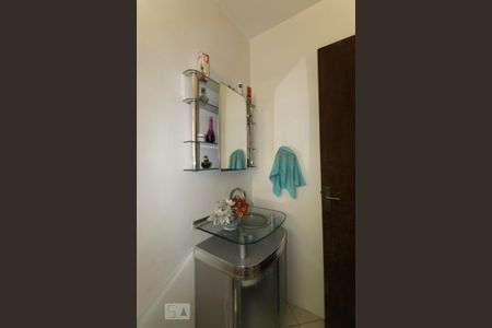 Apartamento à venda com 80m², 3 quartos e 1 vaga Apartamento à venda com 80m², 3 quartos e 1 vagaBanheiro