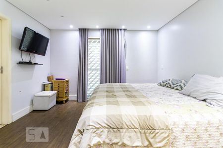 Casa à venda com 136m², 2 quartos e 2 vagas Casa à venda com 136m², 2 quartos e 2 vagasQuarto 2 - Suíte