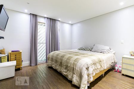 Casa à venda com 136m², 2 quartos e 2 vagas Casa à venda com 136m², 2 quartos e 2 vagasQuarto 2 - Suíte