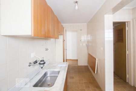 Apartamento à venda com 75m², 2 quartos e 1 vagaCozinha