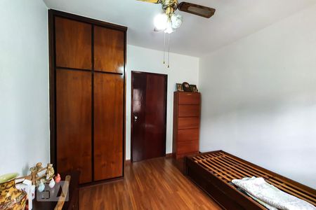 Casa à venda com 345m², 4 quartos e 3 vagasQuarto 2