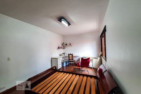 Casa à venda com 345m², 4 quartos e 3 vagasQuarto 4