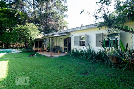 Casa à venda com 440m², 5 quartos e 4 vagas Casa à venda com 440m², 5 quartos e 4 vagasÁrea Verde