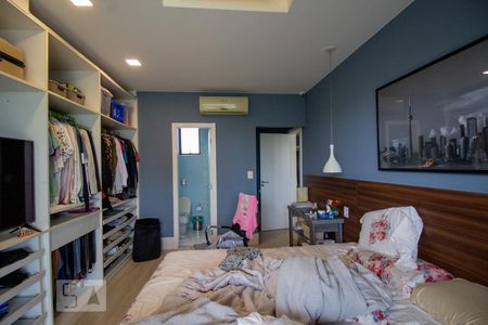 Apartamento à venda com 440m², 5 quartos e 6 vagasSuíte 3