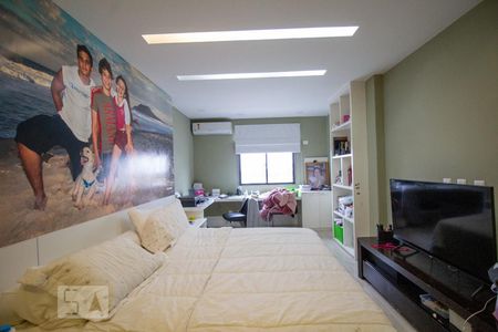 Apartamento à venda com 440m², 5 quartos e 6 vagasSuíte 2