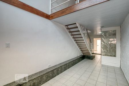 Sala e garagem de apartamento para alugar com 2 quartos, 80m² em Mercês, Curitiba