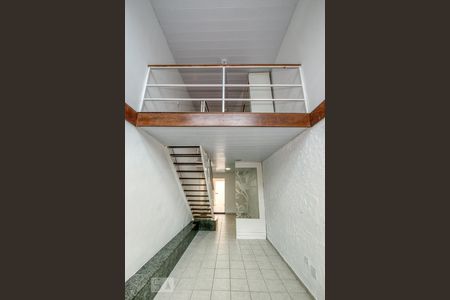Sala e garagem de apartamento para alugar com 2 quartos, 80m² em Mercês, Curitiba