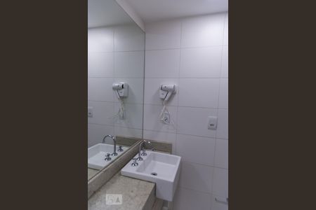 Apartamento para alugar com 83m², 2 quartos e 1 vagaBanheiro da Suíte