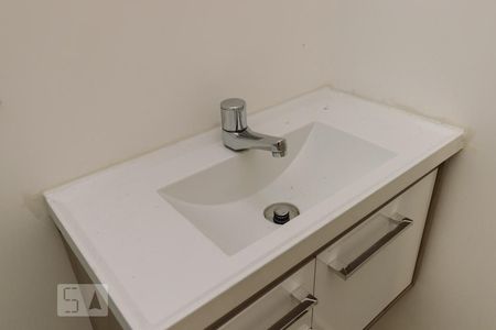 Banheiro 1 Pia de casa para alugar com 2 quartos, 61m² em Perdizes, São Paulo