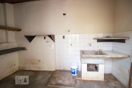 Casa à venda com 140m², 2 quartos e 2 vagasÁrea de Serviço