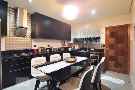 Casa à venda com 163m², 2 quartos e 2 vagasCozinha