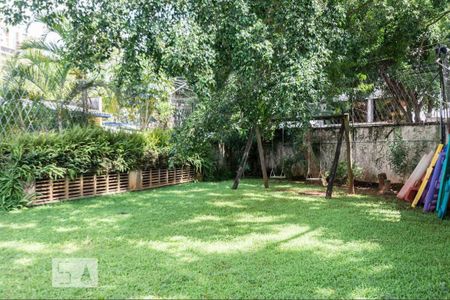 Apartamento à venda com 264m², 3 quartos e 3 vagasÁrea Comum - Playground