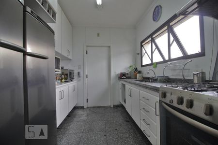 Apartamento à venda com 264m², 3 quartos e 3 vagasCozinha