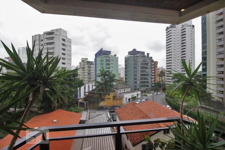 Vista da varanda de apartamento à venda com 3 quartos, 264m² em Real Parque, São Paulo
