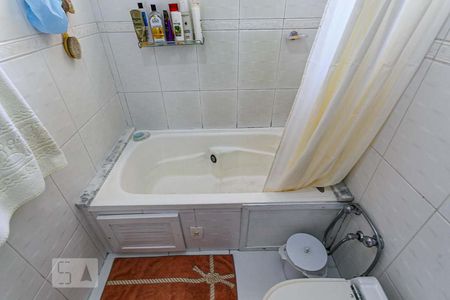 Casa à venda com 162m², 3 quartos e 3 vagas Casa à venda com 162m², 3 quartos e 3 vagassuíte