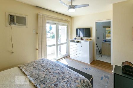 Casa à venda com 162m², 3 quartos e 3 vagas Casa à venda com 162m², 3 quartos e 3 vagassuíte