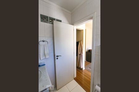 Casa à venda com 162m², 3 quartos e 3 vagas Casa à venda com 162m², 3 quartos e 3 vagassuíte