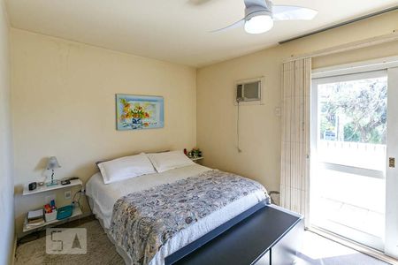 Casa à venda com 162m², 3 quartos e 3 vagas Casa à venda com 162m², 3 quartos e 3 vagassuíte