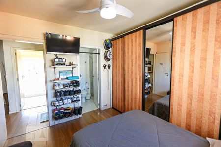 Casa à venda com 162m², 3 quartos e 3 vagas Casa à venda com 162m², 3 quartos e 3 vagasQuarto 2