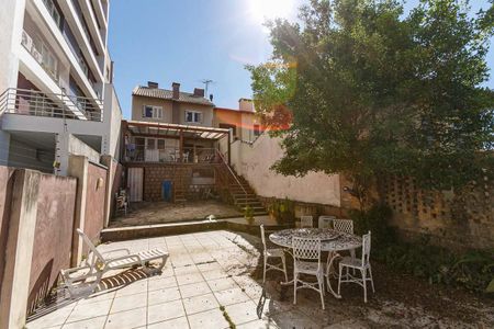 Casa à venda com 162m², 3 quartos e 3 vagas Casa à venda com 162m², 3 quartos e 3 vagasÁrea Externa