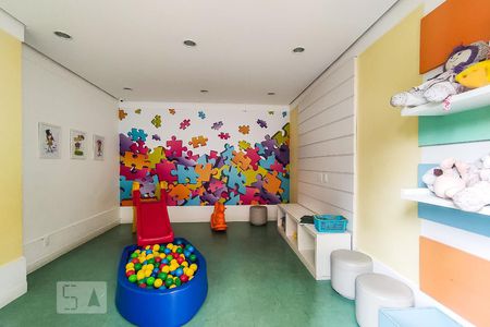 Apartamento à venda com 48m², 2 quartos e 1 vaga Apartamento à venda com 48m², 2 quartos e 1 vagaÁrea Comum - Brinquedoteca