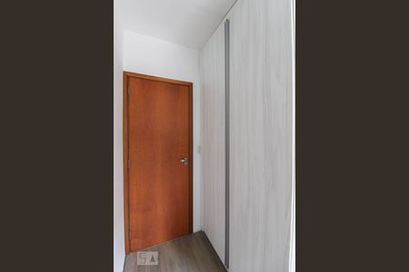 Suíte  de casa de condomínio para alugar com 2 quartos, 60m² em Parque Casa de Pedra, São Paulo