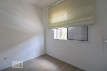 Suíte  de casa de condomínio para alugar com 2 quartos, 60m² em Parque Casa de Pedra, São Paulo