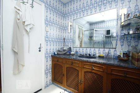 Apartamento à venda com 368m², 4 quartos e sem vagaBanheiro 2