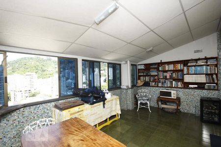 Apartamento à venda com 368m², 4 quartos e sem vagaCobertura