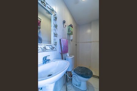 Apartamento à venda com 127m², 3 quartos e 2 vagas Apartamento à venda com 127m², 3 quartos e 2 vagasBanheiro de Serviço