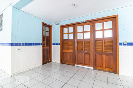 Apartamento à venda com 127m², 3 quartos e 2 vagas Apartamento à venda com 127m², 3 quartos e 2 vagasSauna