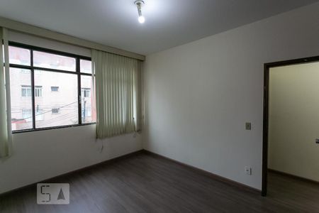 Apartamento à venda com 345m², 4 quartos e 2 vagasQuarto 1