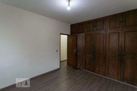 Apartamento à venda com 345m², 4 quartos e 2 vagasQuarto 1