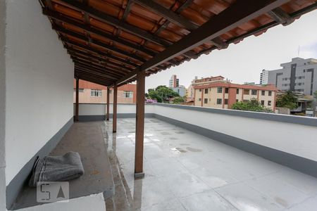 Apartamento à venda com 345m², 4 quartos e 2 vagasCobertura