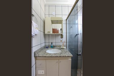 Apartamento à venda com 115m², 3 quartos e 1 vaga Apartamento à venda com 115m², 3 quartos e 1 vagaBanheiro Social
