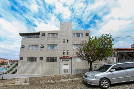 Apartamento à venda com 115m², 3 quartos e 1 vaga Apartamento à venda com 115m², 3 quartos e 1 vagaFachada