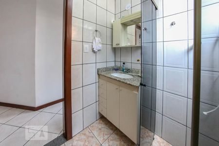 Apartamento à venda com 115m², 3 quartos e 1 vaga Apartamento à venda com 115m², 3 quartos e 1 vagaBanheiro Social