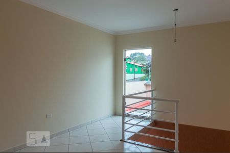 Casa à venda com 170m², 3 quartos e 20 vagas Casa à venda com 170m², 3 quartos e 20 vagasEscritório