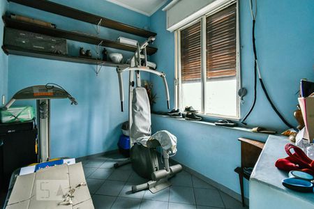 Apartamento à venda com 350m², 3 quartos e 1 vaga Apartamento à venda com 350m², 3 quartos e 1 vaga Quarto de Serviço 2