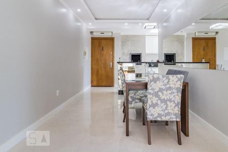 Apartamento à venda com 66m², 2 quartos e 1 vaga Apartamento à venda com 66m², 2 quartos e 1 vagaSala
