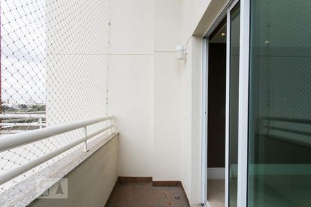 Apartamento à venda com 180m², 1 quarto e 3 vagasVaranda da Sala 2