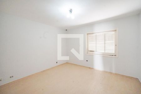 Casa à venda com 243m², 3 quartos e 3 vagas Casa à venda com 243m², 3 quartos e 3 vagasSuíte 02