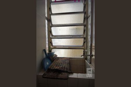 Apartamento à venda com 76m², 2 quartos e sem vagaArea de Serviço